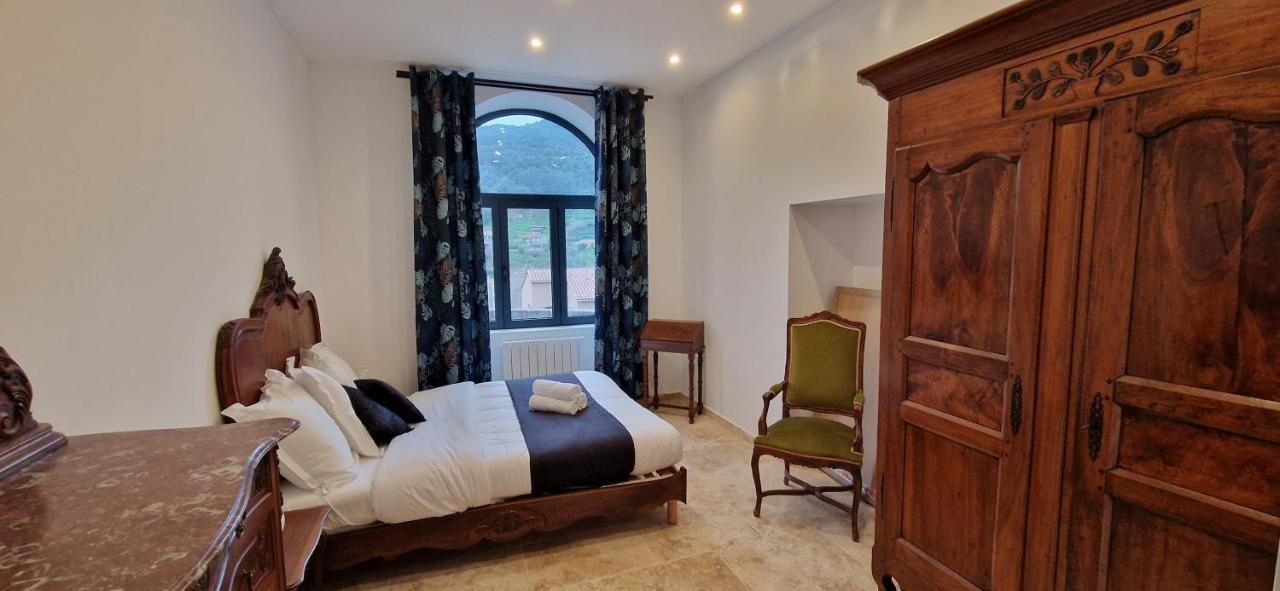 Bel & Ancien Appartement T3 Renove Dans Sartene Eksteriør bilde