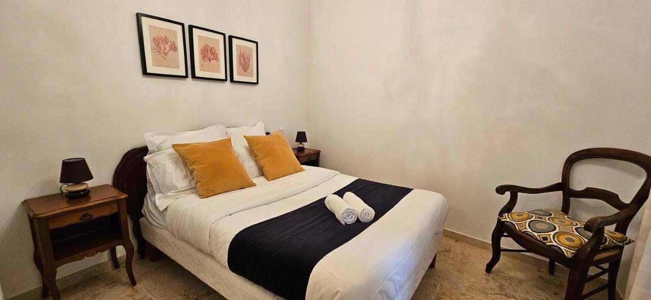 Bel & Ancien Appartement T3 Renove Dans Sartene Eksteriør bilde